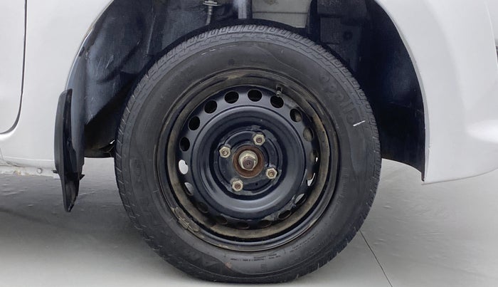 2018 Datsun Go Plus T, Petrol, Manual, 25,406 km, Right Front Wheel