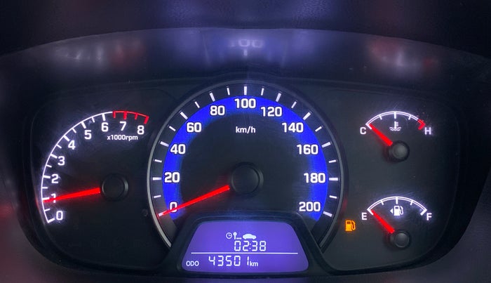 2017 Hyundai Xcent E PLUS, Petrol, Manual, 43,634 km, Odometer Image