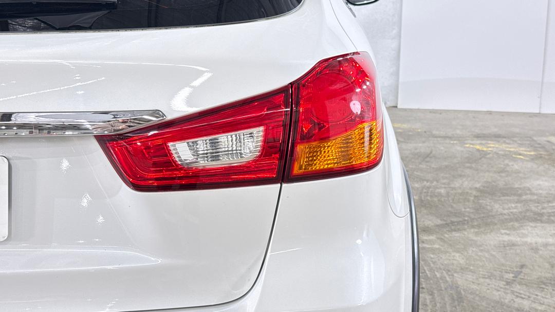 2019 Mitsubishi ASX Es Adas ( 2WD), Automatic, 80774 km, Badge (Boot Right Side)