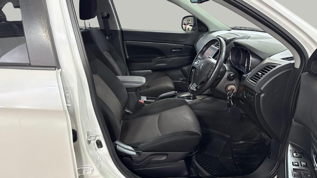 2019 Mitsubishi ASX Es Adas ( 2WD), Automatic, 80774 km, Right Side Front Door Cabin View