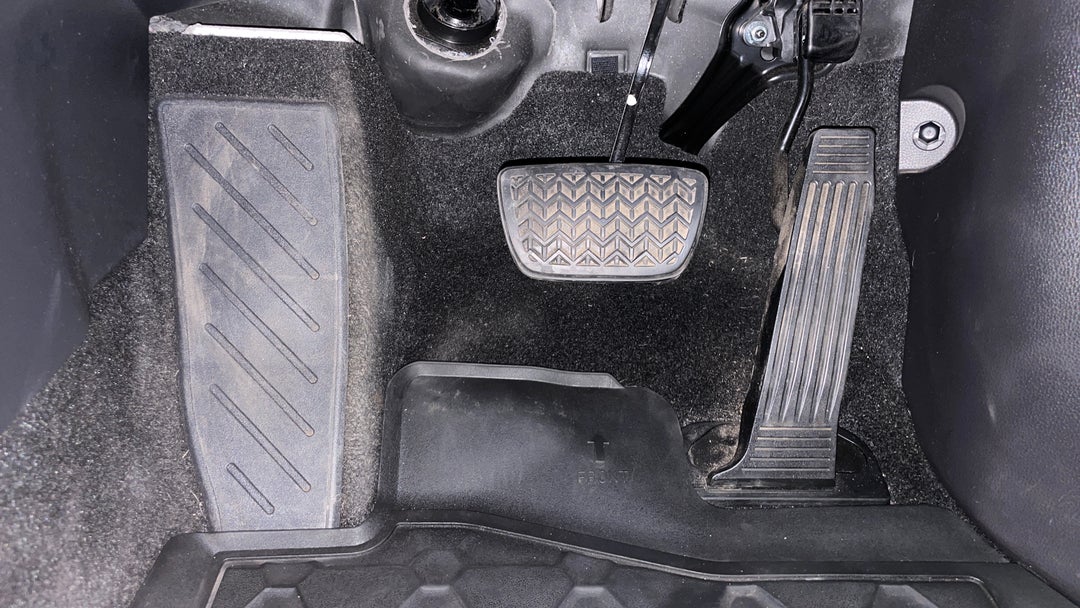Pedals and Footmat