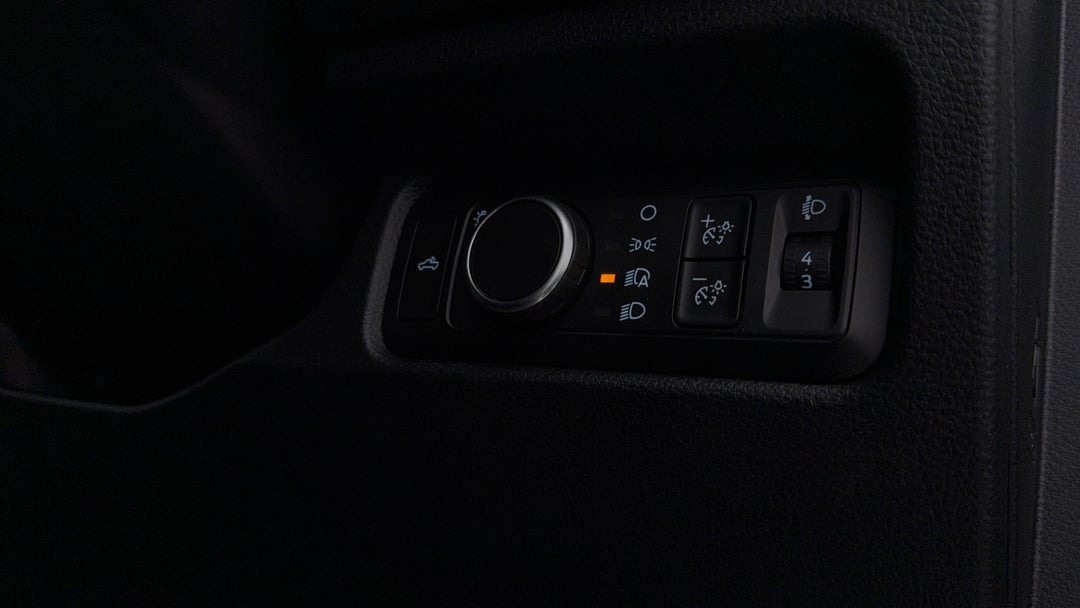 2023 Ford Ranger Xl 2.0 (4x4), Automatic, 58058 km, Utility Switches/Buttons