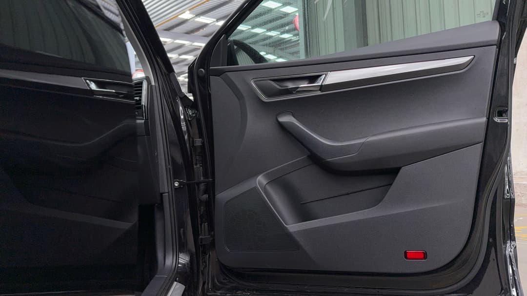 2020 SKODA Karoq 110tsi, Automatic, 66043 km, Speaker View