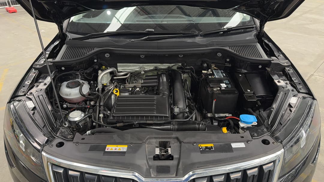 2020 SKODA Karoq 110tsi, Automatic, 66043 km, Open Bonnet (Engine)