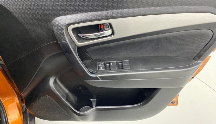 2018 Maruti Vitara Brezza ZDI AMT, Diesel, Automatic, 21,648 km, Driver Side Door Panels Control
