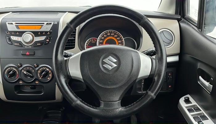 2015 Maruti Wagon R 1.0 VXI, Petrol, Manual, 28,772 km, Steering Wheel Close Up