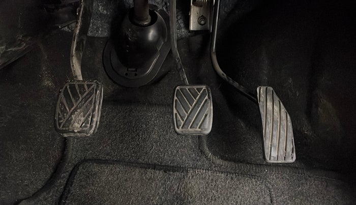 2015 Maruti Wagon R 1.0 VXI, Petrol, Manual, 28,772 km, Pedals