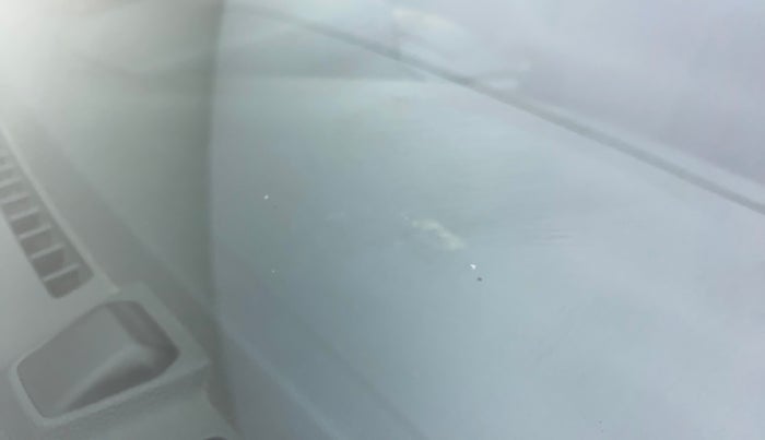 2017 Hyundai Creta E PLUS 1.6 PETROL, Petrol, Manual, 55,852 km, Front windshield - Minor spot on windshield
