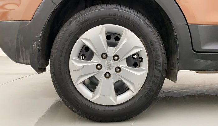2017 Hyundai Creta E PLUS 1.6 PETROL, Petrol, Manual, 55,852 km, Right Rear Wheel