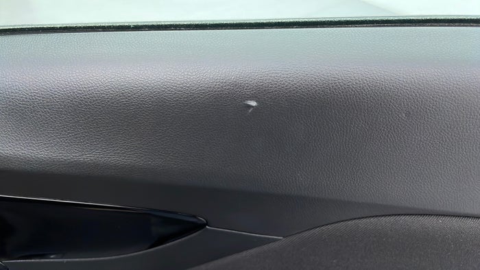 Opel Mokka-Door Interior RHS front Scratch