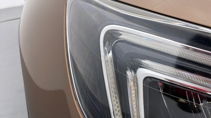 Opel Mokka-Head Light RHS Scratch