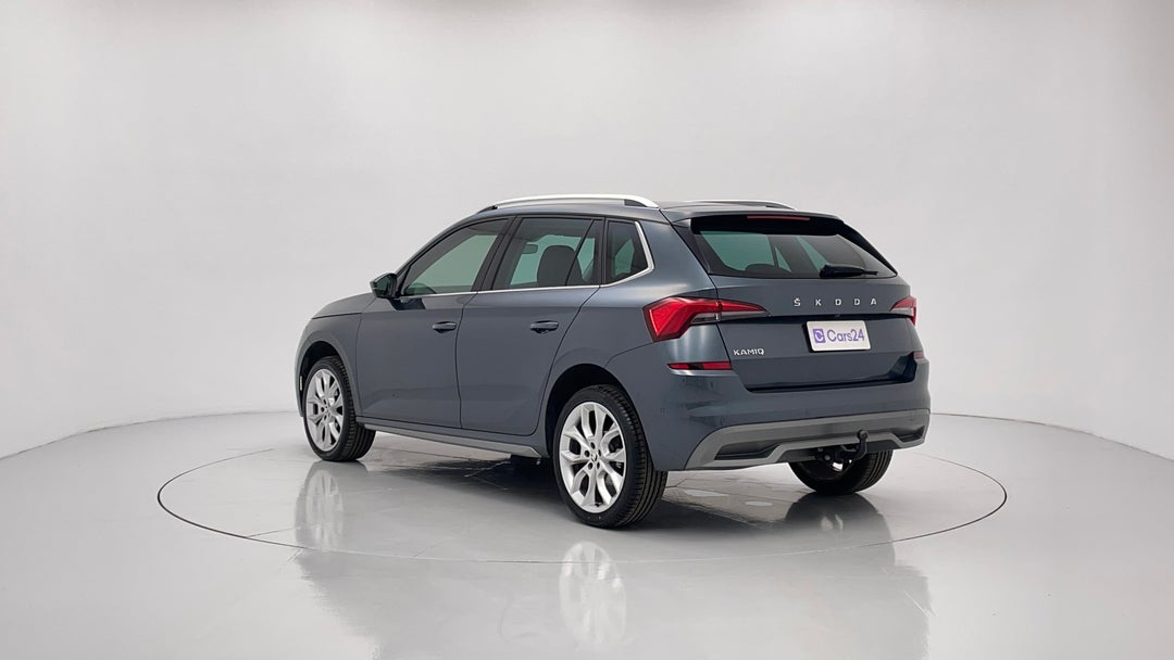 Left Back Diagonal (45- Degree) View