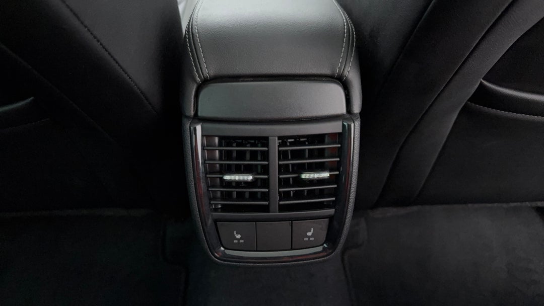 Rear A/C Vent