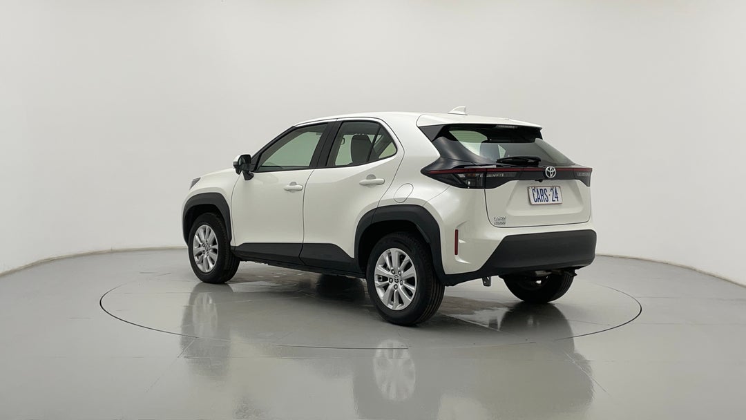 Left Back Diagonal (45- Degree) View