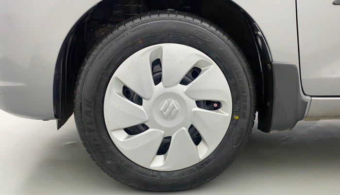 2016 Maruti Celerio VXI CNG D, CNG, Manual, 41,313 km, Left Front Wheel