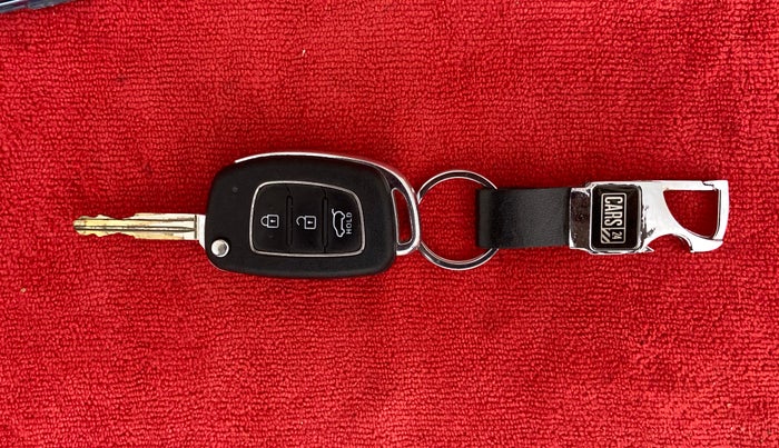 2017 Hyundai Creta SX 1.6 DIESEL, Diesel, Manual, 99,202 km, Key Close Up