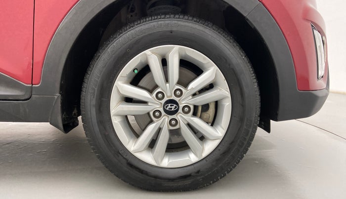 2017 Hyundai Creta SX 1.6 DIESEL, Diesel, Manual, 99,202 km, Right Front Wheel