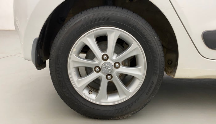 2016 Hyundai Grand i10 ASTA 1.2 KAPPA VTVT, Petrol, Manual, 66,744 km, Right Rear Wheel