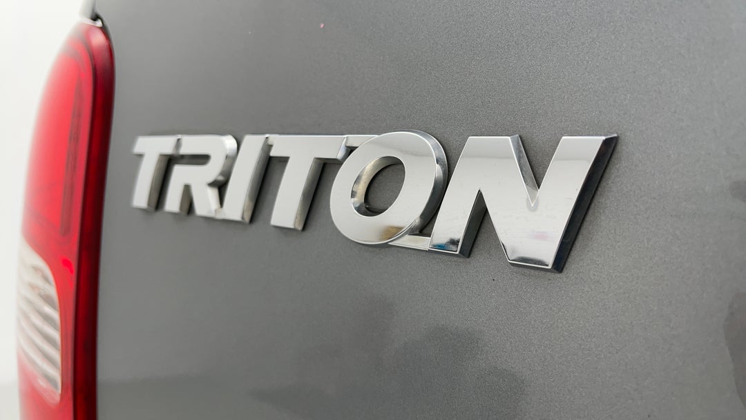 Badge (Boot Left Side)