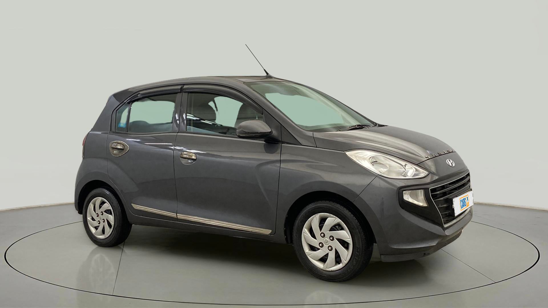 Hyundai NEW SANTRO