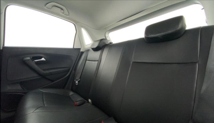 2018 Volkswagen Polo COMFORTLINE 1.0 PETROL, Petrol, Manual, 26,865 km, Right Side Rear Door Cabin