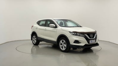 2017 Nissan Qashqai St Automatic, 90k km Petrol Car