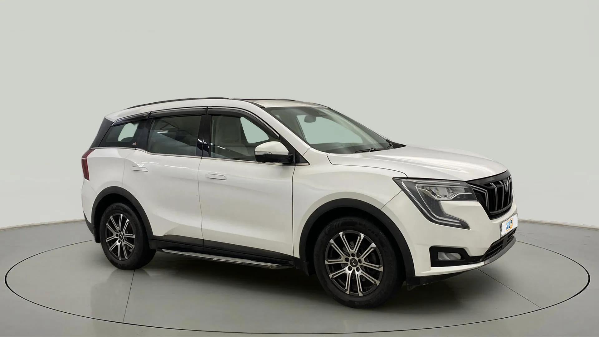 Mahindra XUV700