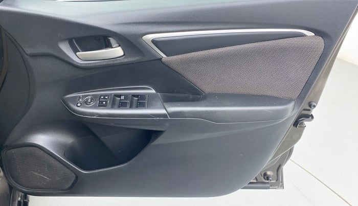 2018 Honda WR-V 1.5 i-DTEC VX MT, Diesel, Manual, 42,130 km, Driver Side Door Panels Control