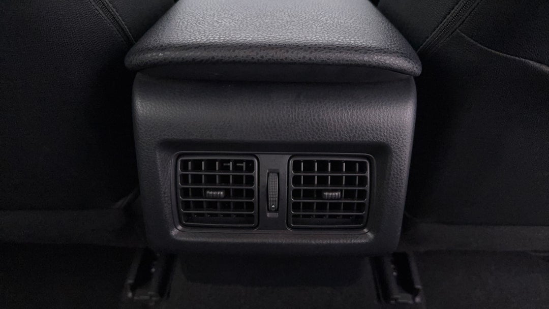 2024 Toyota Camry Ascent, Automatic, 47928 km, Rear A/C Vent