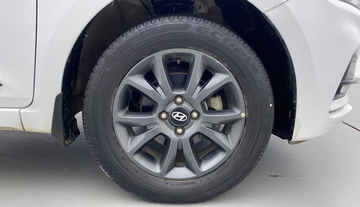 2020 Hyundai Elite i20 1.2 SPORTS PLUS VTVT, Petrol, Manual, 33,684 km, Right Front Wheel