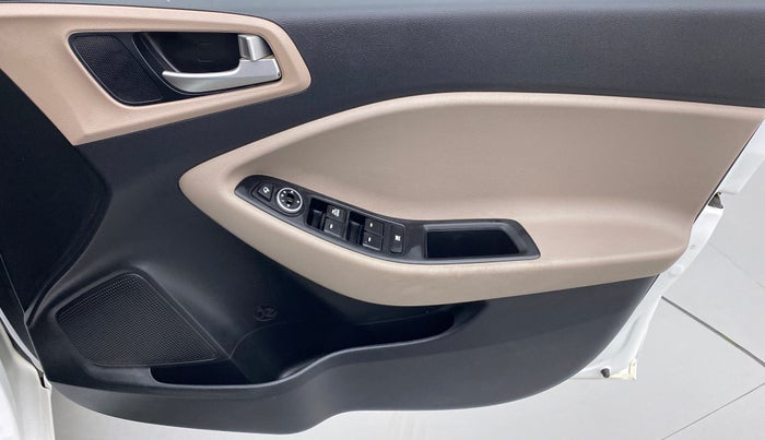 2020 Hyundai Elite i20 1.2 SPORTS PLUS VTVT, Petrol, Manual, 33,684 km, Driver Side Door Panels Control