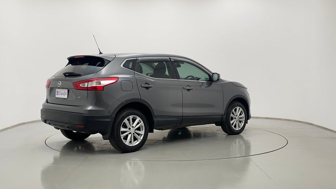 Right Back Diagonal (45- Degree) View