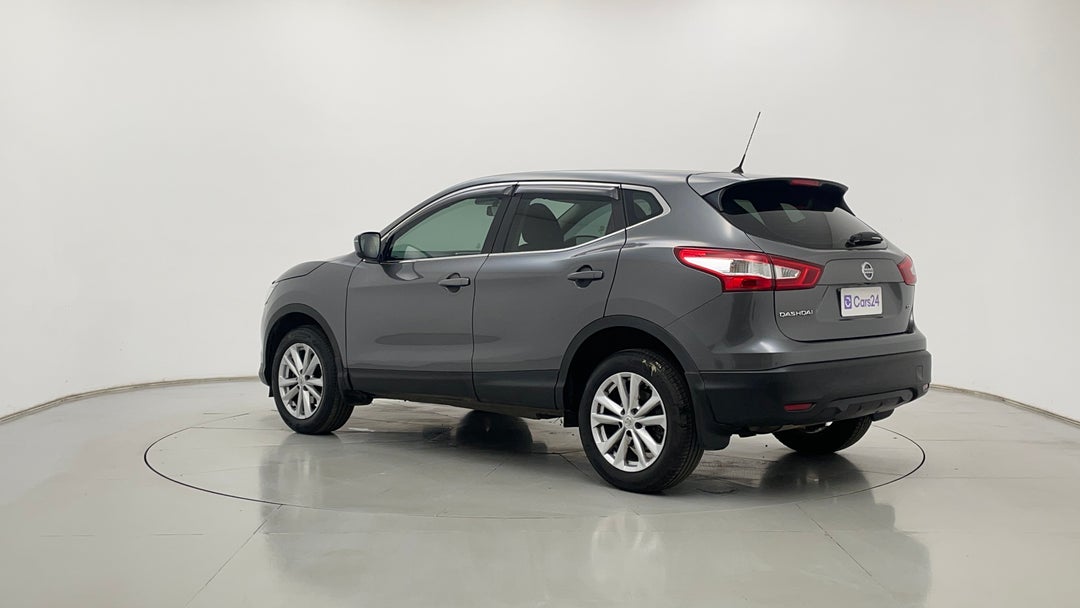 Left Back Diagonal (45- Degree) View