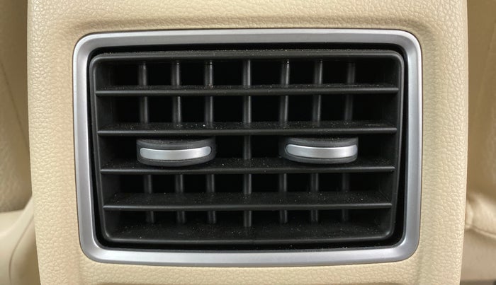 2015 Volkswagen Vento HIGHLINE DIESEL 1.5, Diesel, Manual, 75,408 km, Rear AC Vents