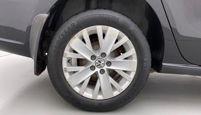 2015 Volkswagen Vento HIGHLINE DIESEL 1.5, Diesel, Manual, 75,408 km, Right Rear Wheel