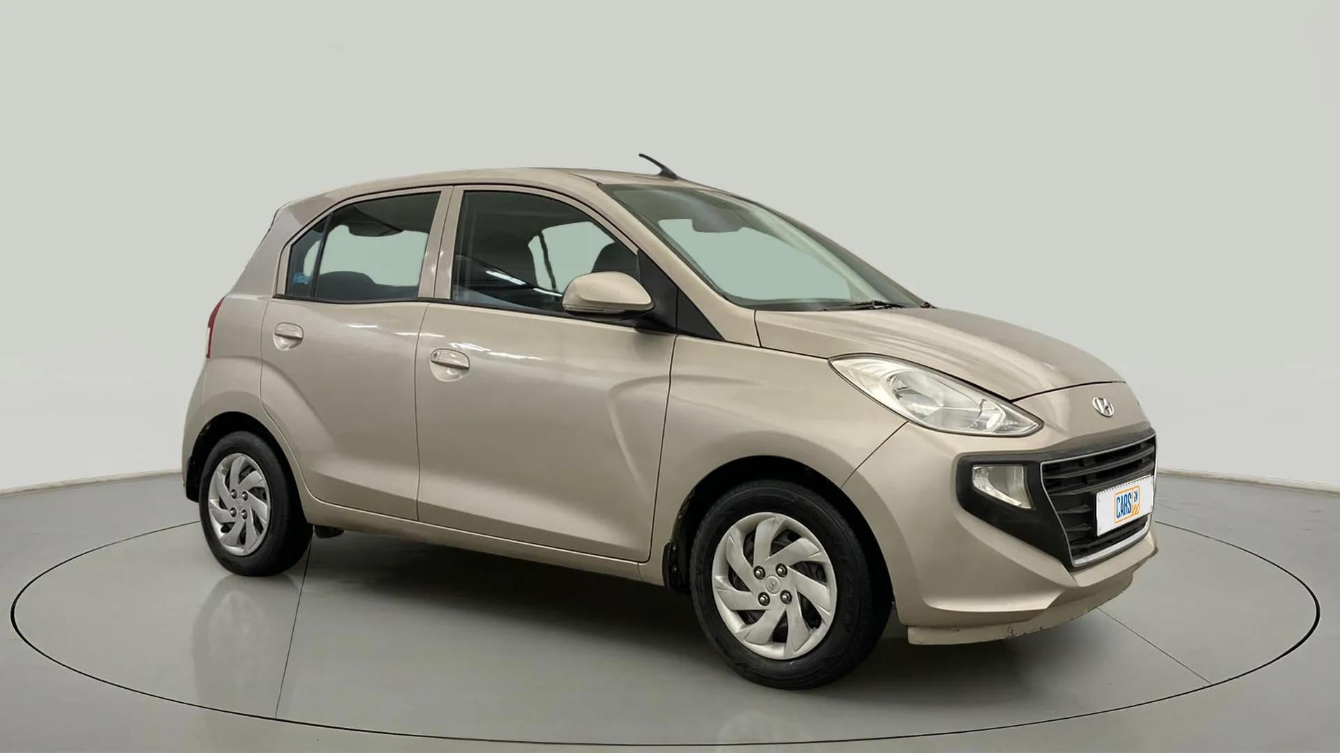 Hyundai NEW SANTRO