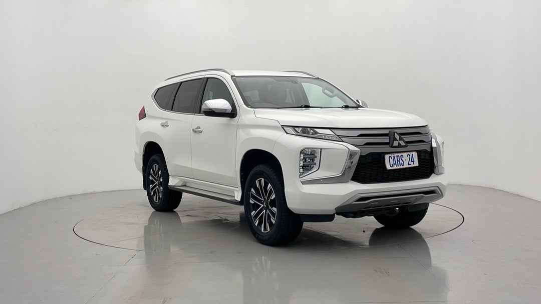 Right Front Diagonal (45- Degree) View