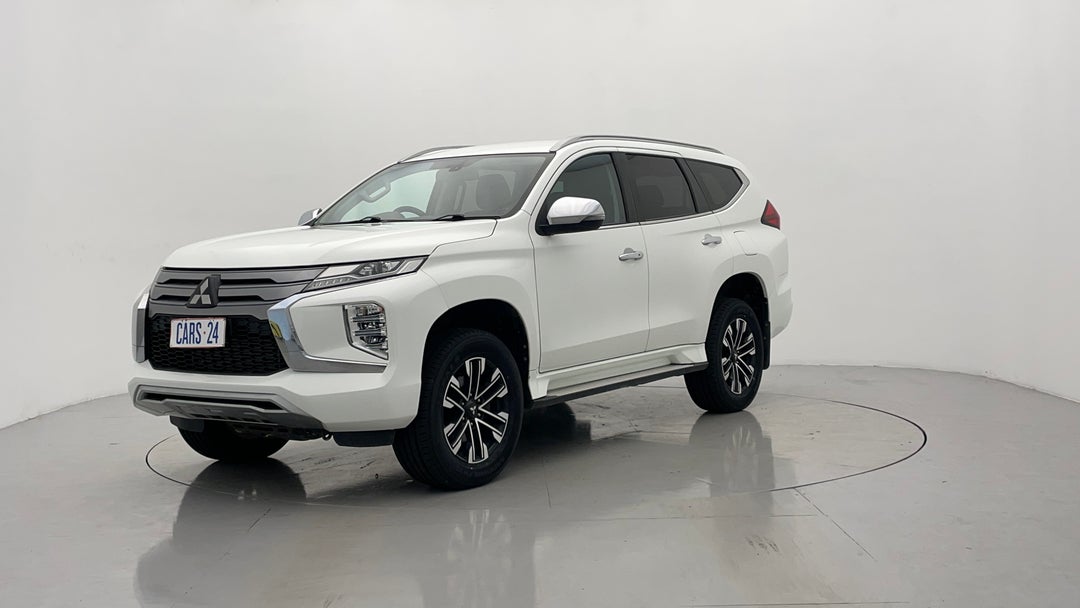 Left Front Diagonal (45- Degree) View