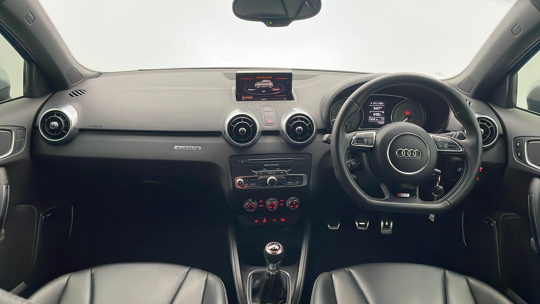 2018 Audi S1 Sportback 2.0 Tfsi Quattro, Manual, 23838 km, Dashboard View