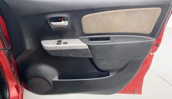 2014 Maruti Wagon R 1.0 LXI, Petrol, Manual, 70,410 km, Driver Side Door Panels Control