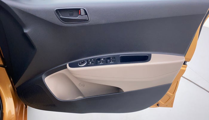 2016 Hyundai Grand i10 MAGNA 1.2 KAPPA VTVT, Petrol, Manual, 16,917 km, Driver Side Door Panels Controls