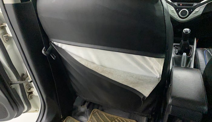 2017 Maruti Baleno ZETA PETROL 1.2, Petrol, Manual, 60,499 km, Driver seat - Cover slightly torn