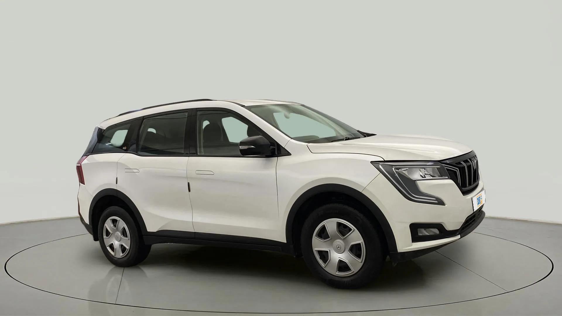 Mahindra XUV700