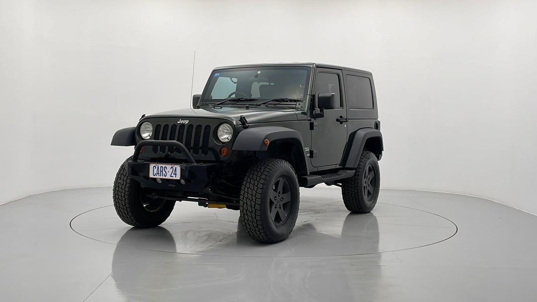 Left Front Diagonal (45- Degree) View