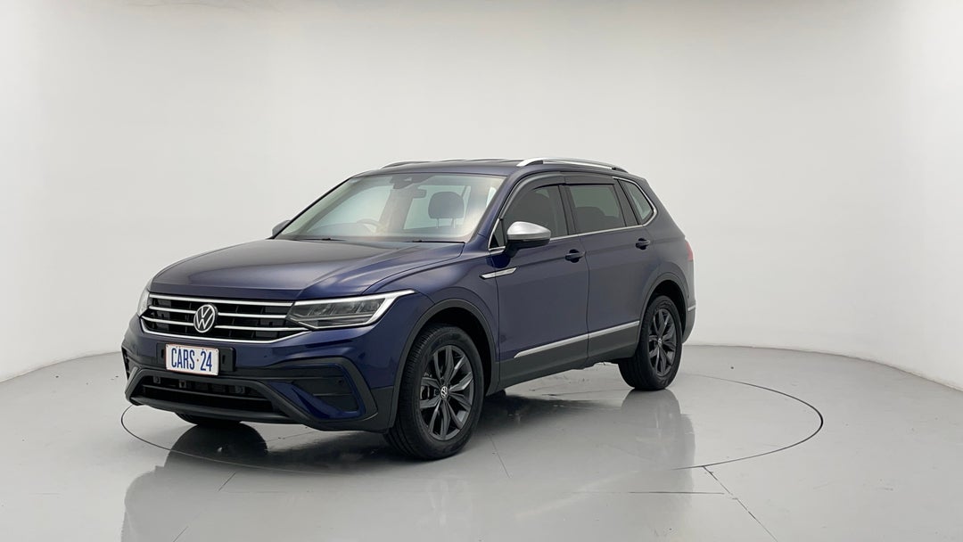 Left Front Diagonal (45- Degree) View