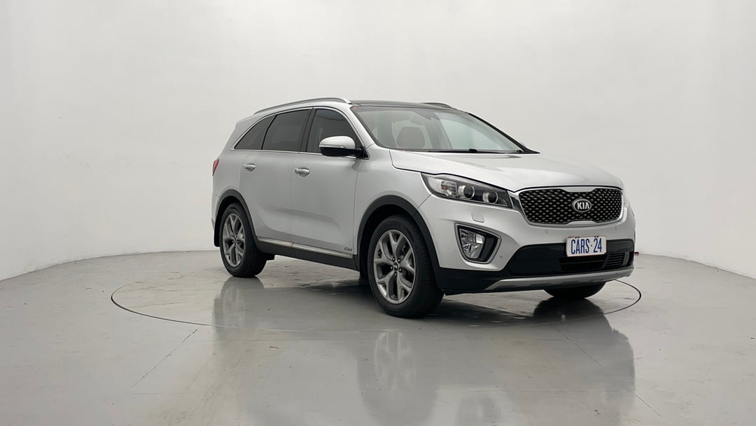2016 Kia Sorento Platinum (4x4), Automatic, 139328 km, Right Front Diagonal (45- Degree) View
