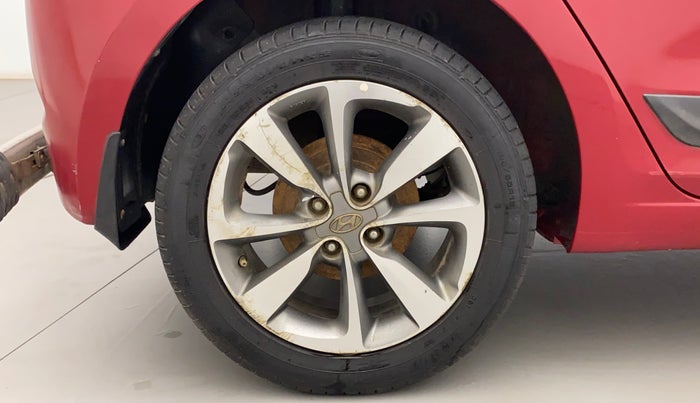 2014 Hyundai Elite i20 SPORTZ 1.4 (O) CRDI, Diesel, Manual, 99,928 km, Right Rear Wheel