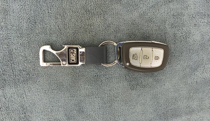 2014 Hyundai Elite i20 SPORTZ 1.4 (O) CRDI, Diesel, Manual, 99,928 km, Key Close Up