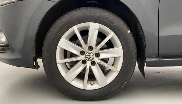 2015 Volkswagen Polo HIGHLINE1.5L DIESEL, Diesel, Manual, 89,455 km, Left Front Wheel