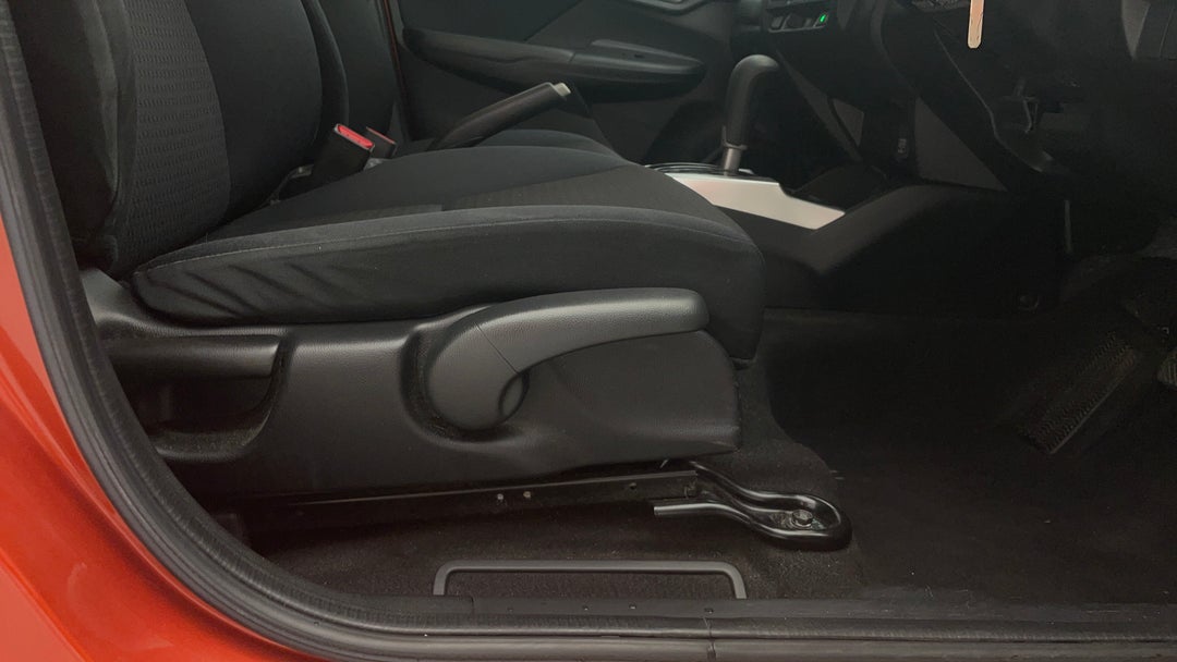 2018 Honda Jazz Vti, Automatic, 73123 km, Drivers Side Adjustment Panel